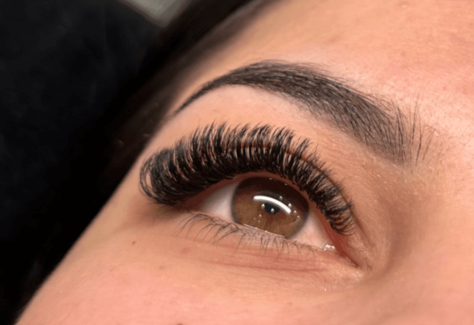 Kinga Lashes boritokep